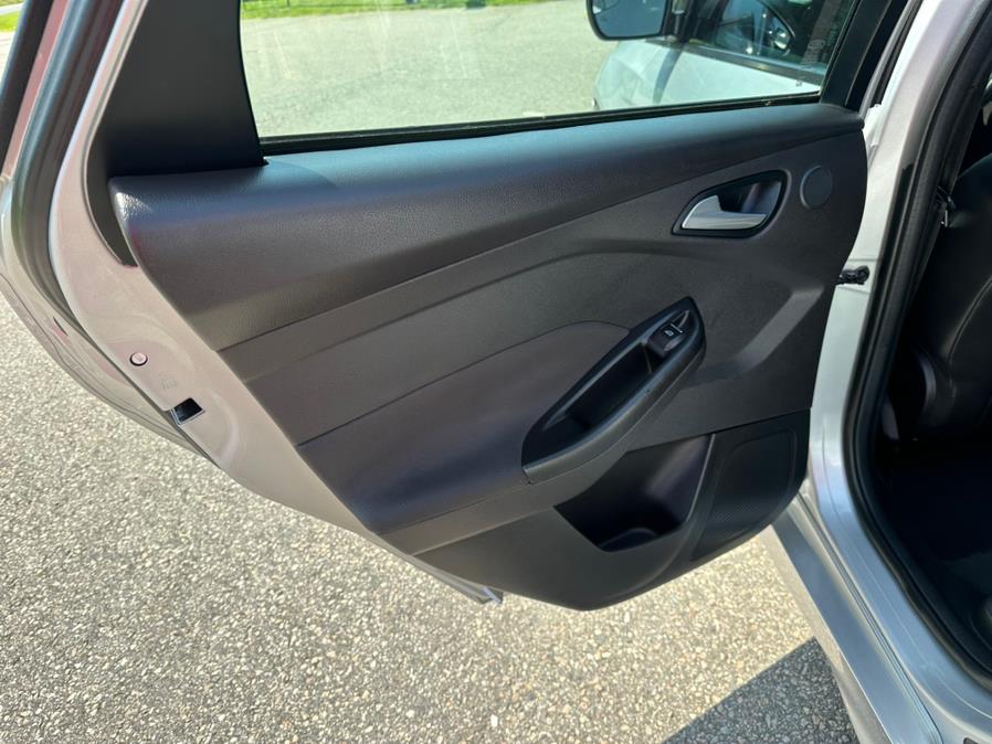 2014 Ford Focus 5dr HB ST, available for sale in South Windsor, Connecticut | Mike And Tony Auto Sales, Inc. South Windsor, Connecticut 2014 Ford Focus 5dr HB ST, available for sale in South Windsor, Connecticut | Mike And Tony Auto Sales, Inc. South Windsor, Connecticut