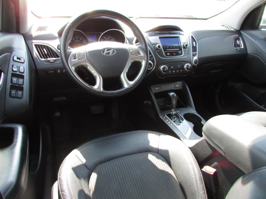 2012 Hyundai Tucson AWD 4dr Auto Limited PZEV, available for sale in East Windsor, Connecticut | United Auto Sales of E Windsor, Inc. East Windsor, Connecticut 2012 Hyundai Tucson AWD 4dr Auto Limited PZEV, available for sale in East Windsor, Connecticut | United Auto Sales of E Windsor, Inc. East Windsor, Connecticut