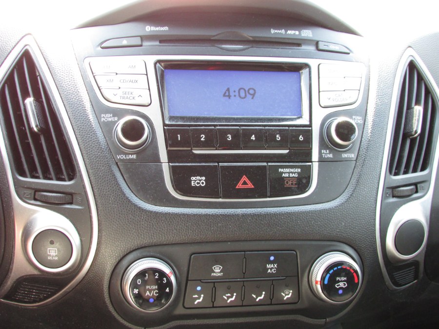 2012 Hyundai Tucson AWD 4dr Auto Limited PZEV, available for sale in East Windsor, Connecticut | United Auto Sales of E Windsor, Inc. East Windsor, Connecticut 2012 Hyundai Tucson AWD 4dr Auto Limited PZEV, available for sale in East Windsor, Connecticut | United Auto Sales of E Windsor, Inc. East Windsor, Connecticut