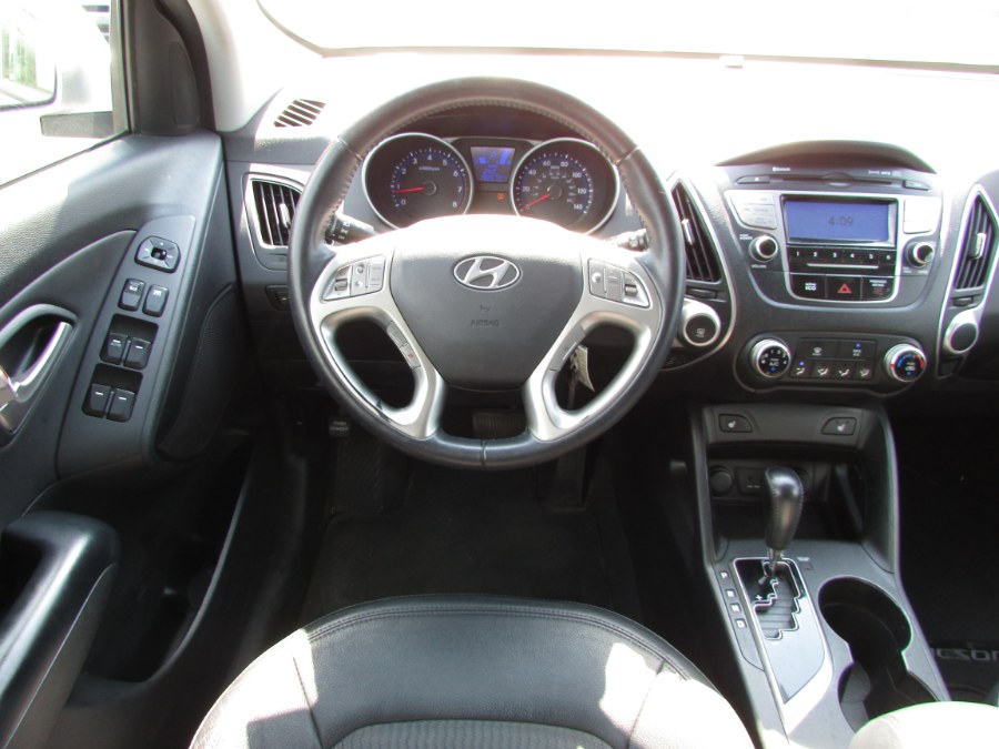2012 Hyundai Tucson AWD 4dr Auto Limited PZEV, available for sale in East Windsor, Connecticut | United Auto Sales of E Windsor, Inc. East Windsor, Connecticut 2012 Hyundai Tucson AWD 4dr Auto Limited PZEV, available for sale in East Windsor, Connecticut | United Auto Sales of E Windsor, Inc. East Windsor, Connecticut