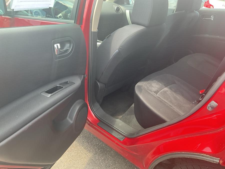 2015 Nissan Rogue Select AWD 4dr S, available for sale in Vernon, Connecticut | TD Automotive Enterprises LLC DBA Diamond Auto Cars. Vernon, Connecticut 2015 Nissan Rogue Select AWD 4dr S, available for sale in Vernon, Connecticut | TD Automotive Enterprises LLC DBA Diamond Auto Cars. Vernon, Connecticut