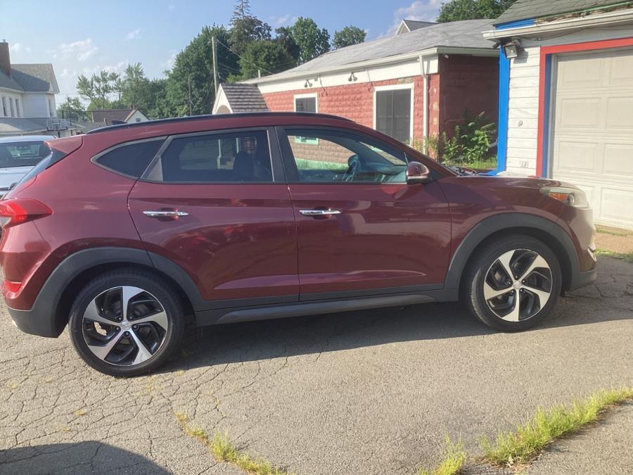 2016 Hyundai Tucson AWD 4dr Limited, available for sale in Manchester, Connecticut | Liberty Motors. Manchester, Connecticut 2016 Hyundai Tucson AWD 4dr Limited, available for sale in Manchester, Connecticut | Liberty Motors. Manchester, Connecticut
