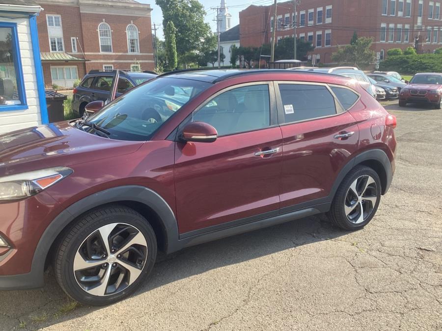 2016 Hyundai Tucson AWD 4dr Limited, available for sale in Manchester, Connecticut | Liberty Motors. Manchester, Connecticut 2016 Hyundai Tucson AWD 4dr Limited, available for sale in Manchester, Connecticut | Liberty Motors. Manchester, Connecticut