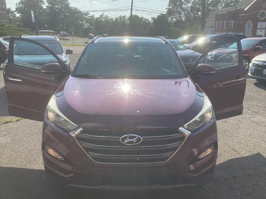 2016 Hyundai Tucson AWD 4dr Limited, available for sale in Manchester, Connecticut | Liberty Motors. Manchester, Connecticut 2016 Hyundai Tucson AWD 4dr Limited, available for sale in Manchester, Connecticut | Liberty Motors. Manchester, Connecticut