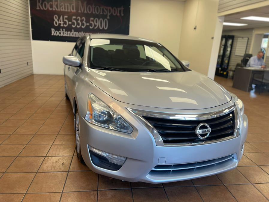 Used 2015 Nissan Altima in Suffern, New York | Rockland Motor Sport. Suffern, New York