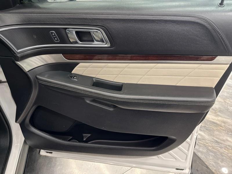2018 Ford Explorer Platinum 4WD, available for sale in Maple Shade, New Jersey | Car Revolution. Maple Shade, New Jersey 2018 Ford Explorer Platinum 4WD, available for sale in Maple Shade, New Jersey | Car Revolution. Maple Shade, New Jersey