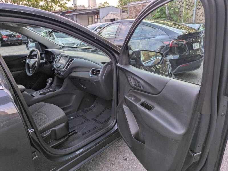 2023 Chevrolet Equinox AWD 4dr LT w/2FL, available for sale in Long Island City, New York | Luxury Of Queens. Long Island City, New York 2023 Chevrolet Equinox AWD 4dr LT w/2FL, available for sale in Long Island City, New York | Luxury Of Queens. Long Island City, New York