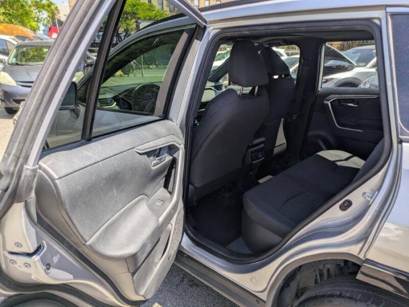 2022 Toyota RAV4 Hybrid SE AWD (Natl), available for sale in Long Island City, New York | Luxury Of Queens. Long Island City, New York 2022 Toyota RAV4 Hybrid SE AWD (Natl), available for sale in Long Island City, New York | Luxury Of Queens. Long Island City, New York