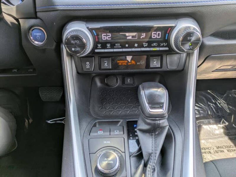 2022 Toyota RAV4 Hybrid SE AWD (Natl), available for sale in Long Island City, New York | Luxury Of Queens. Long Island City, New York 2022 Toyota RAV4 Hybrid SE AWD (Natl), available for sale in Long Island City, New York | Luxury Of Queens. Long Island City, New York