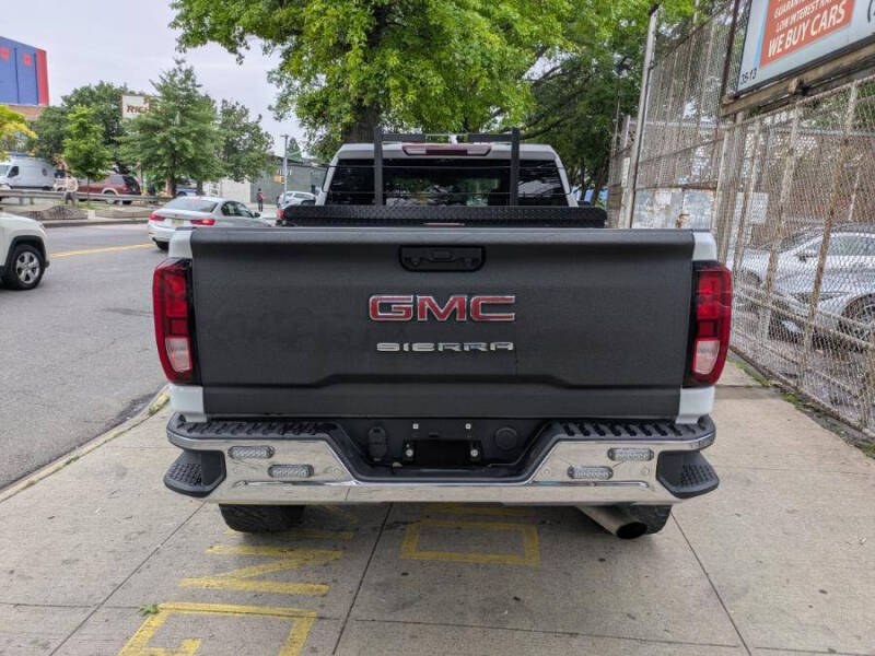 2024 GMC Sierra 2500HD 4WD Crew Cab 159" Pro, available for sale in Long Island City, New York | Luxury Of Queens. Long Island City, New York 2024 GMC Sierra 2500HD 4WD Crew Cab 159" Pro, available for sale in Long Island City, New York | Luxury Of Queens. Long Island City, New York