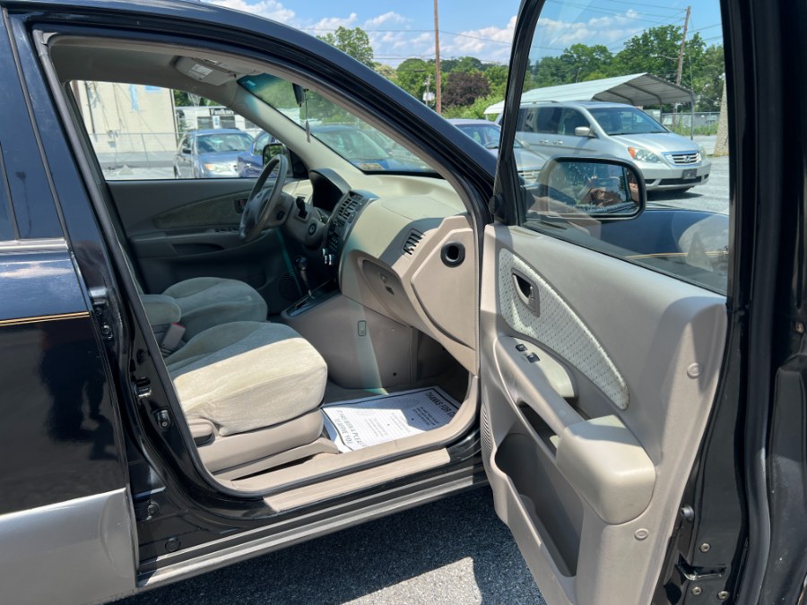 2005 Hyundai Tucson 4dr GLS FWD 2.7L V6 Auto, available for sale in Bethlehem, Pennsylvania | Best Auto Deals LLC. Bethlehem, Pennsylvania 2005 Hyundai Tucson 4dr GLS FWD 2.7L V6 Auto, available for sale in Bethlehem, Pennsylvania | Best Auto Deals LLC. Bethlehem, Pennsylvania