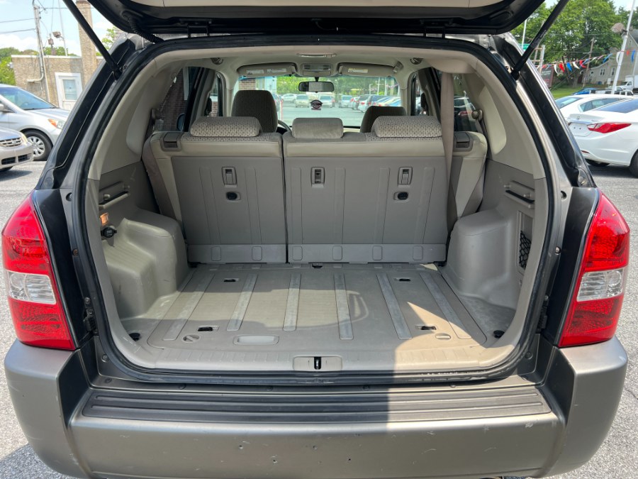 2005 Hyundai Tucson 4dr GLS FWD 2.7L V6 Auto, available for sale in Bethlehem, Pennsylvania | Best Auto Deals LLC. Bethlehem, Pennsylvania 2005 Hyundai Tucson 4dr GLS FWD 2.7L V6 Auto, available for sale in Bethlehem, Pennsylvania | Best Auto Deals LLC. Bethlehem, Pennsylvania