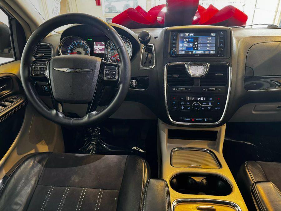 2014 Chrysler Town & Country Touring-L 30th Anniversary Minivan 4D, available for sale in Santa Ana, California | K&T Motor LLC. Santa Ana, California 2014 Chrysler Town & Country Touring-L 30th Anniversary Minivan 4D, available for sale in Santa Ana, California | K&T Motor LLC. Santa Ana, California
