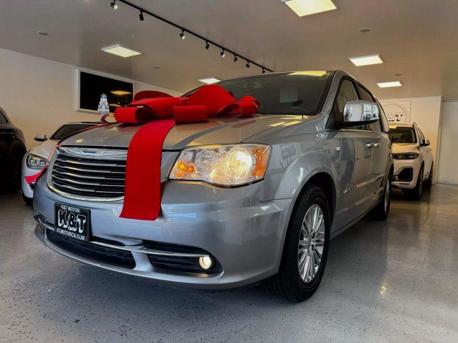 2014 Chrysler Town & Country Touring-L 30th Anniversary Minivan 4D, available for sale in Santa Ana, California | K&T Motor LLC. Santa Ana, California 2014 Chrysler Town & Country Touring-L 30th Anniversary Minivan 4D, available for sale in Santa Ana, California | K&T Motor LLC. Santa Ana, California