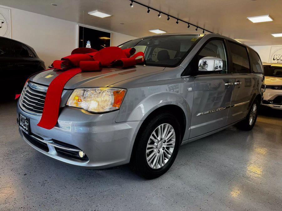 2014 Chrysler Town & Country Touring-L 30th Anniversary Minivan 4D, available for sale in Santa Ana, California | K&T Motor LLC. Santa Ana, California 2014 Chrysler Town & Country Touring-L 30th Anniversary Minivan 4D, available for sale in Santa Ana, California | K&T Motor LLC. Santa Ana, California