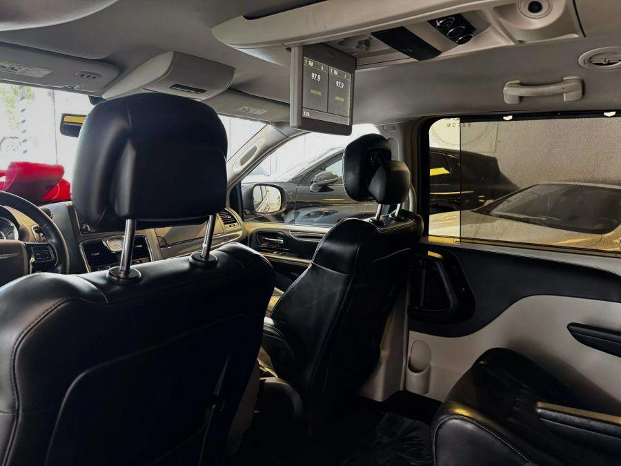 2014 Chrysler Town & Country Touring-L 30th Anniversary Minivan 4D, available for sale in Santa Ana, California | K&T Motor LLC. Santa Ana, California 2014 Chrysler Town & Country Touring-L 30th Anniversary Minivan 4D, available for sale in Santa Ana, California | K&T Motor LLC. Santa Ana, California