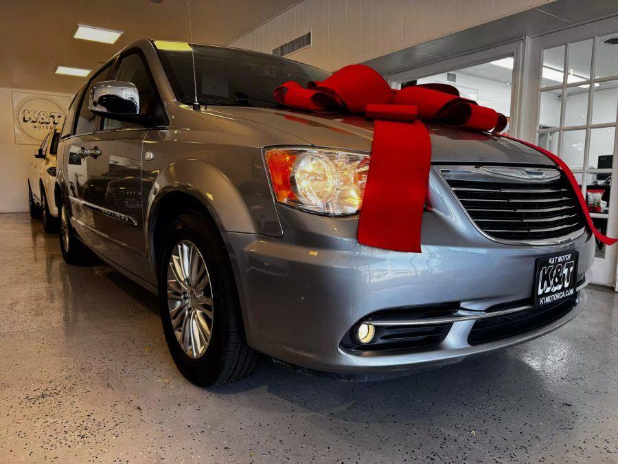 2014 Chrysler Town & Country Touring-L 30th Anniversary Minivan 4D, available for sale in Santa Ana, California | K&T Motor LLC. Santa Ana, California 2014 Chrysler Town & Country Touring-L 30th Anniversary Minivan 4D, available for sale in Santa Ana, California | K&T Motor LLC. Santa Ana, California