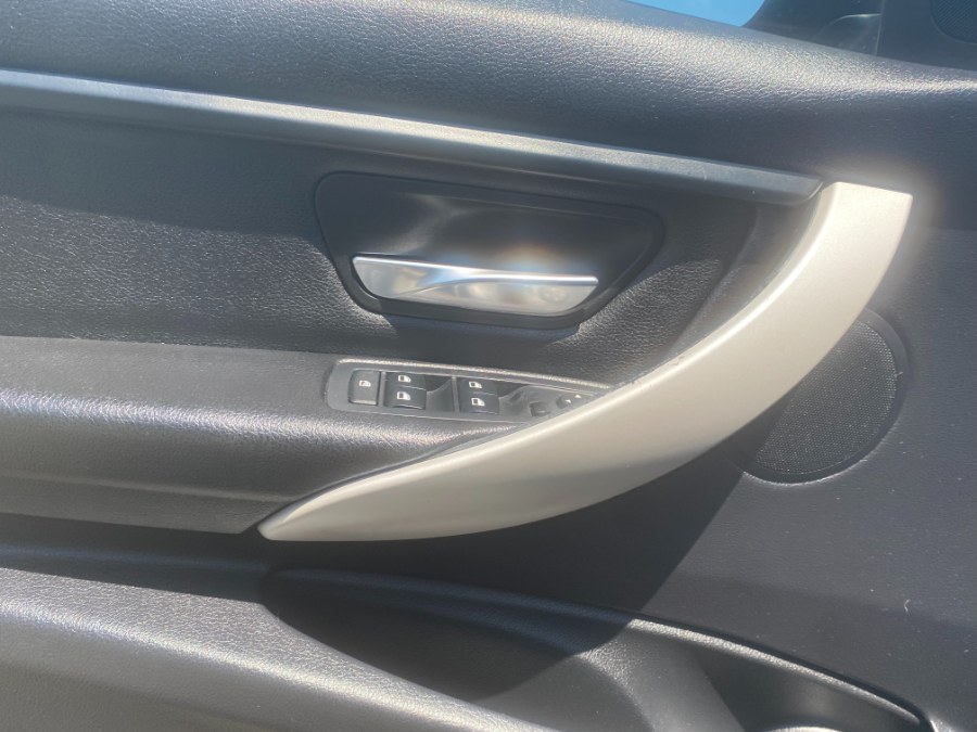2015 BMW 3 Series 4dr Sdn 320i xDrive AWD, available for sale in Winchester, Massachusetts | Boston Prime Cars. Winchester, Massachusetts 2015 BMW 3 Series 4dr Sdn 320i xDrive AWD, available for sale in Winchester, Massachusetts | Boston Prime Cars. Winchester, Massachusetts