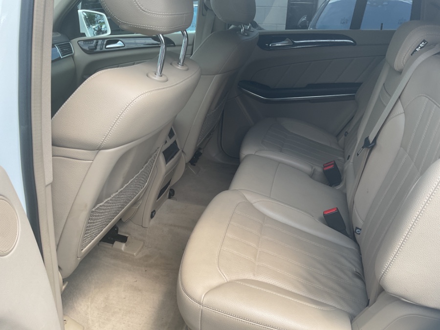2014 Mercedes-Benz GL-Class 4MATIC 4dr GL 450, available for sale in Waterbury, Connecticut | Jim Juliani Motors. Waterbury, Connecticut 2014 Mercedes-Benz GL-Class 4MATIC 4dr GL 450, available for sale in Waterbury, Connecticut | Jim Juliani Motors. Waterbury, Connecticut
