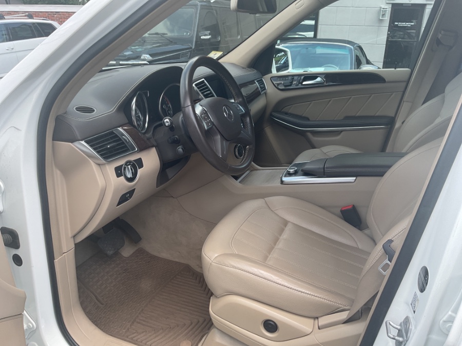 2014 Mercedes-Benz GL-Class 4MATIC 4dr GL 450, available for sale in Waterbury, Connecticut | Jim Juliani Motors. Waterbury, Connecticut 2014 Mercedes-Benz GL-Class 4MATIC 4dr GL 450, available for sale in Waterbury, Connecticut | Jim Juliani Motors. Waterbury, Connecticut