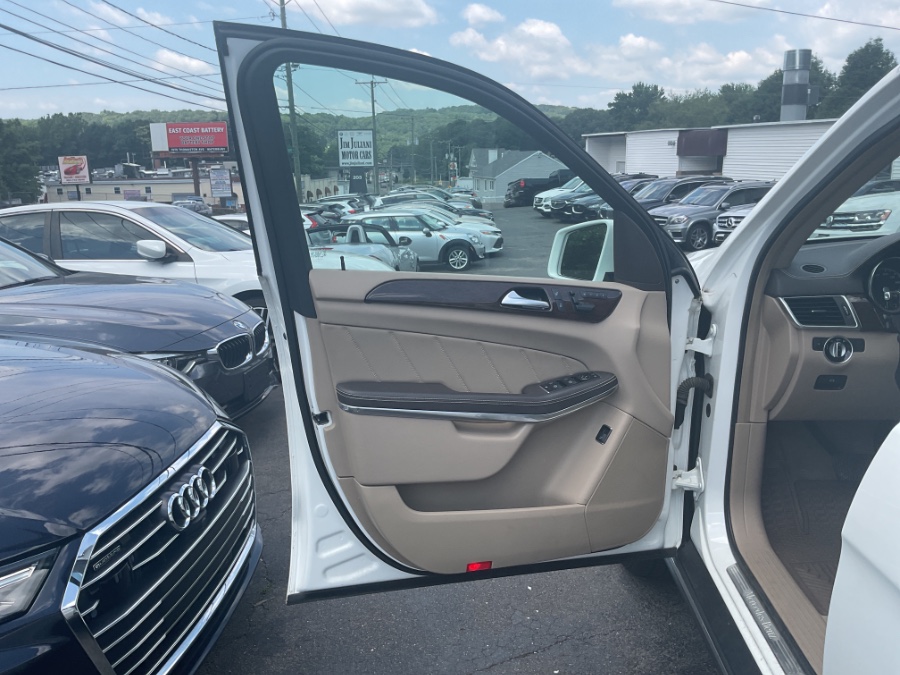 2014 Mercedes-Benz GL-Class 4MATIC 4dr GL 450, available for sale in Waterbury, Connecticut | Jim Juliani Motors. Waterbury, Connecticut 2014 Mercedes-Benz GL-Class 4MATIC 4dr GL 450, available for sale in Waterbury, Connecticut | Jim Juliani Motors. Waterbury, Connecticut