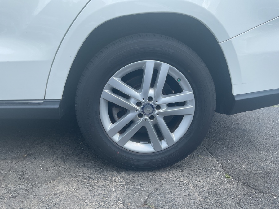 2014 Mercedes-Benz GL-Class 4MATIC 4dr GL 450, available for sale in Waterbury, Connecticut | Jim Juliani Motors. Waterbury, Connecticut 2014 Mercedes-Benz GL-Class 4MATIC 4dr GL 450, available for sale in Waterbury, Connecticut | Jim Juliani Motors. Waterbury, Connecticut
