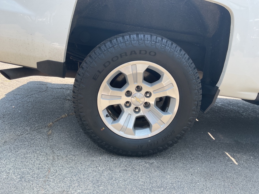 2018 Chevrolet Silverado 1500 4WD Crew Cab 143.5" LT w/2LT, available for sale in Waterbury, Connecticut | Jim Juliani Motors. Waterbury, Connecticut 2018 Chevrolet Silverado 1500 4WD Crew Cab 143.5" LT w/2LT, available for sale in Waterbury, Connecticut | Jim Juliani Motors. Waterbury, Connecticut