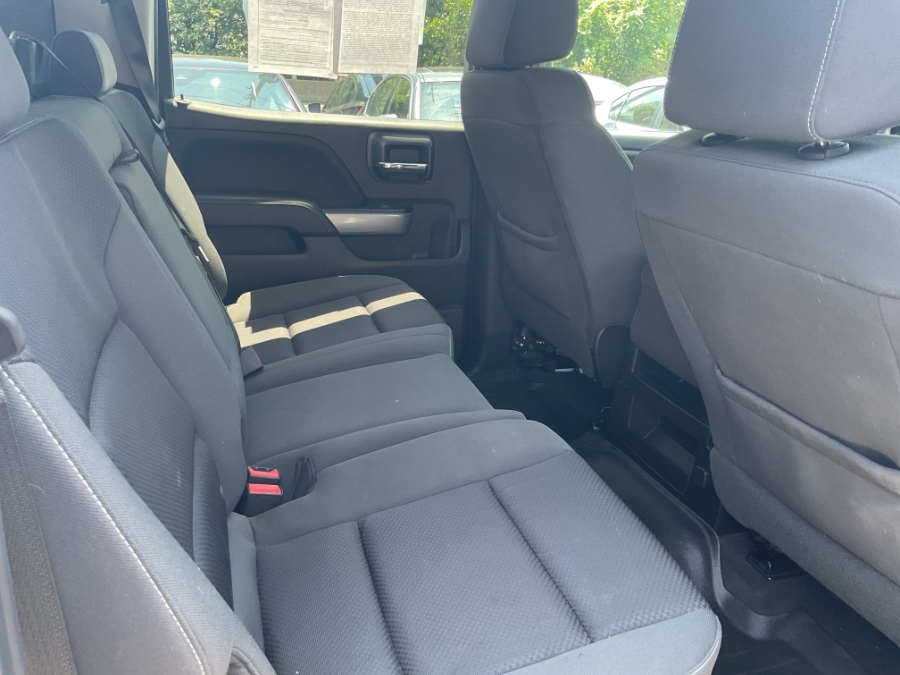 2018 Chevrolet Silverado 1500 4WD Crew Cab 143.5" LT w/2LT, available for sale in Waterbury, Connecticut | Jim Juliani Motors. Waterbury, Connecticut 2018 Chevrolet Silverado 1500 4WD Crew Cab 143.5" LT w/2LT, available for sale in Waterbury, Connecticut | Jim Juliani Motors. Waterbury, Connecticut