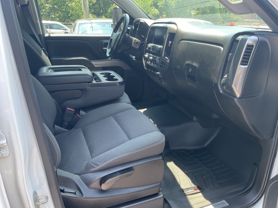2018 Chevrolet Silverado 1500 4WD Crew Cab 143.5" LT w/2LT, available for sale in Waterbury, Connecticut | Jim Juliani Motors. Waterbury, Connecticut 2018 Chevrolet Silverado 1500 4WD Crew Cab 143.5" LT w/2LT, available for sale in Waterbury, Connecticut | Jim Juliani Motors. Waterbury, Connecticut