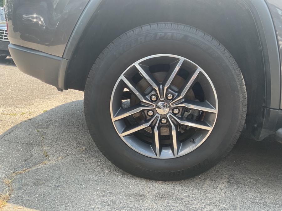 2018 Jeep Grand Cherokee Limited 4x4, available for sale in Waterbury, Connecticut | Jim Juliani Motors. Waterbury, Connecticut 2018 Jeep Grand Cherokee Limited 4x4, available for sale in Waterbury, Connecticut | Jim Juliani Motors. Waterbury, Connecticut