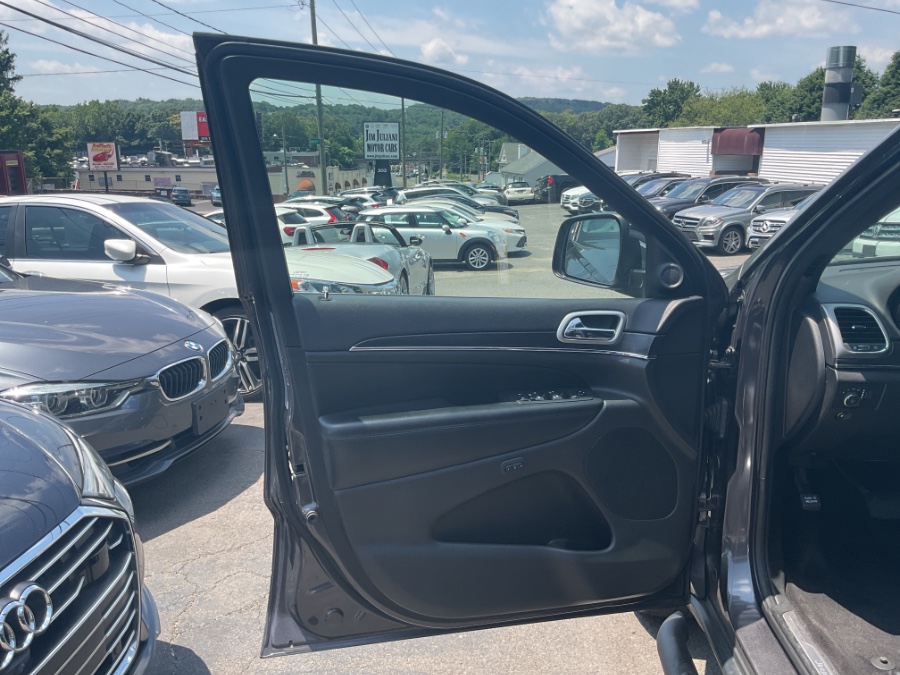 2018 Jeep Grand Cherokee Limited 4x4, available for sale in Waterbury, Connecticut | Jim Juliani Motors. Waterbury, Connecticut 2018 Jeep Grand Cherokee Limited 4x4, available for sale in Waterbury, Connecticut | Jim Juliani Motors. Waterbury, Connecticut