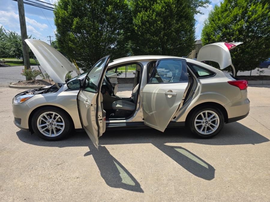 2018 Ford Focus SE Sedan, available for sale in Philadelphia, Pennsylvania | Eugen's Auto Sales & Repairs. Philadelphia, Pennsylvania 2018 Ford Focus SE Sedan, available for sale in Philadelphia, Pennsylvania | Eugen's Auto Sales & Repairs. Philadelphia, Pennsylvania