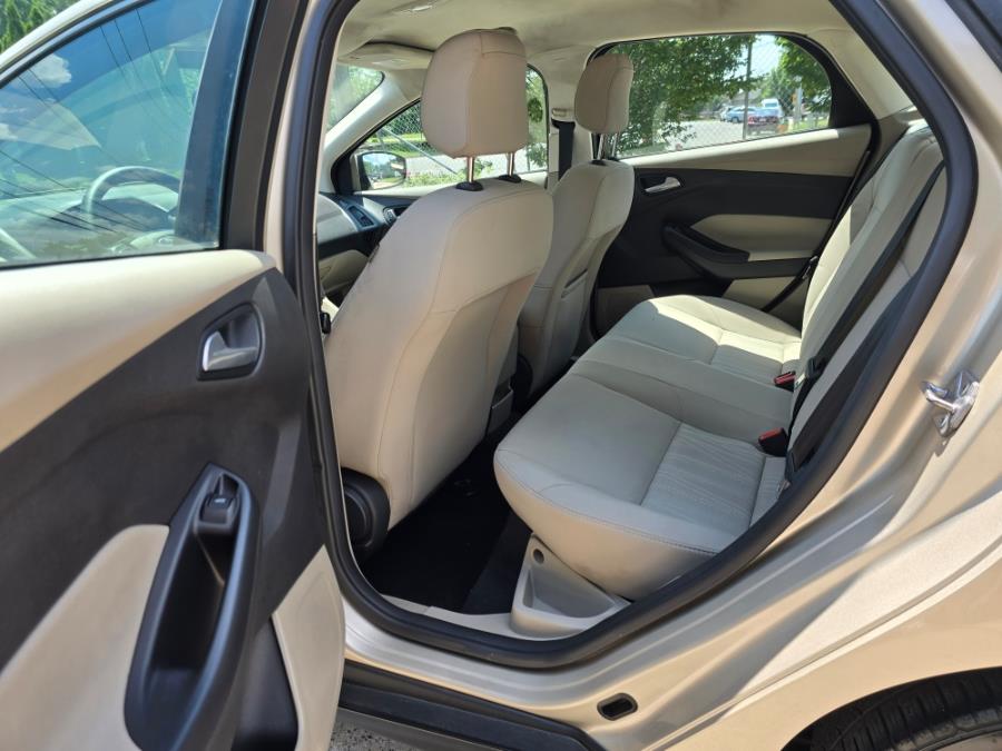 2018 Ford Focus SE Sedan, available for sale in Philadelphia, Pennsylvania | Eugen's Auto Sales & Repairs. Philadelphia, Pennsylvania 2018 Ford Focus SE Sedan, available for sale in Philadelphia, Pennsylvania | Eugen's Auto Sales & Repairs. Philadelphia, Pennsylvania