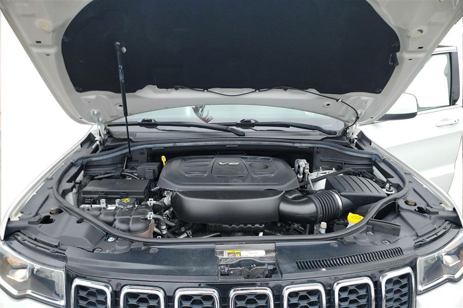 2017 Jeep Grand Cherokee Altitude 4x4 *Ltd Avail*, available for sale in Lindenhurst, New York | Power Motor Group. Lindenhurst, New York 2017 Jeep Grand Cherokee Altitude 4x4 *Ltd Avail*, available for sale in Lindenhurst, New York | Power Motor Group. Lindenhurst, New York