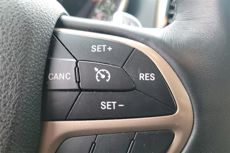 2017 Jeep Grand Cherokee Altitude 4x4 *Ltd Avail*, available for sale in Lindenhurst, New York | Power Motor Group. Lindenhurst, New York 2017 Jeep Grand Cherokee Altitude 4x4 *Ltd Avail*, available for sale in Lindenhurst, New York | Power Motor Group. Lindenhurst, New York