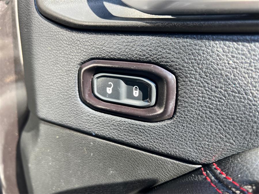 2019 Jeep Wrangler Rubicon 4x4, available for sale in Canton, Connecticut | Lava Motors. Canton, Connecticut 2019 Jeep Wrangler Rubicon 4x4, available for sale in Canton, Connecticut | Lava Motors. Canton, Connecticut