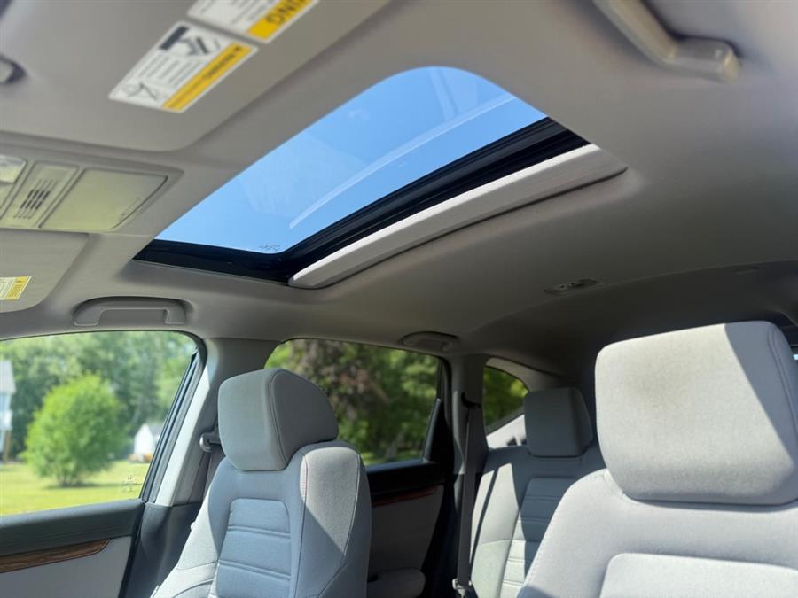 2017 Honda Cr-v EX, available for sale in Lawrence, Massachusetts | Home Run Auto Sales Inc. Lawrence, Massachusetts 2017 Honda Cr-v EX, available for sale in Lawrence, Massachusetts | Home Run Auto Sales Inc. Lawrence, Massachusetts