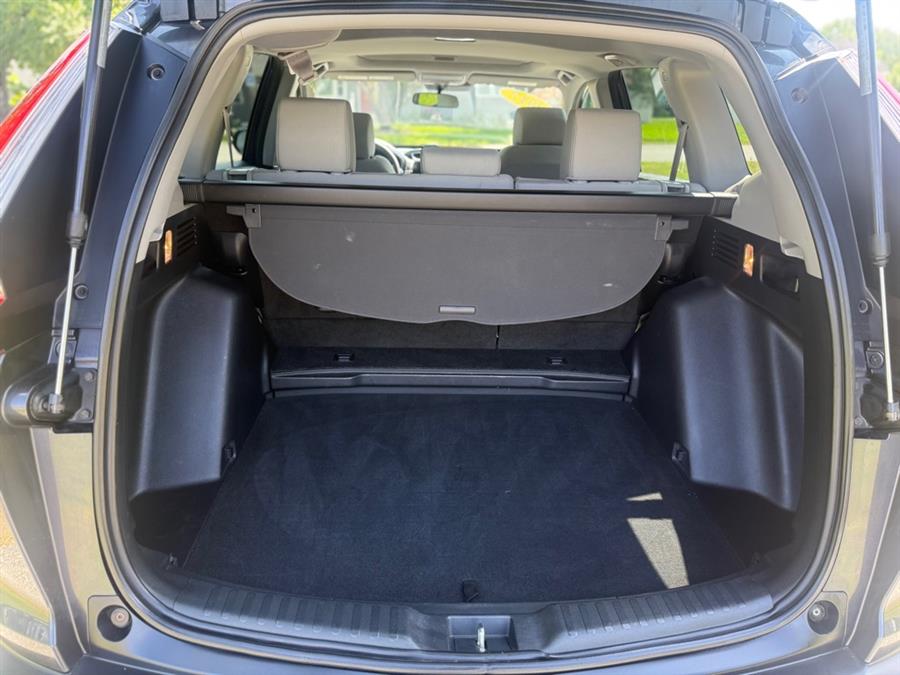 2017 Honda Cr-v EX, available for sale in Lawrence, Massachusetts | Home Run Auto Sales Inc. Lawrence, Massachusetts 2017 Honda Cr-v EX, available for sale in Lawrence, Massachusetts | Home Run Auto Sales Inc. Lawrence, Massachusetts