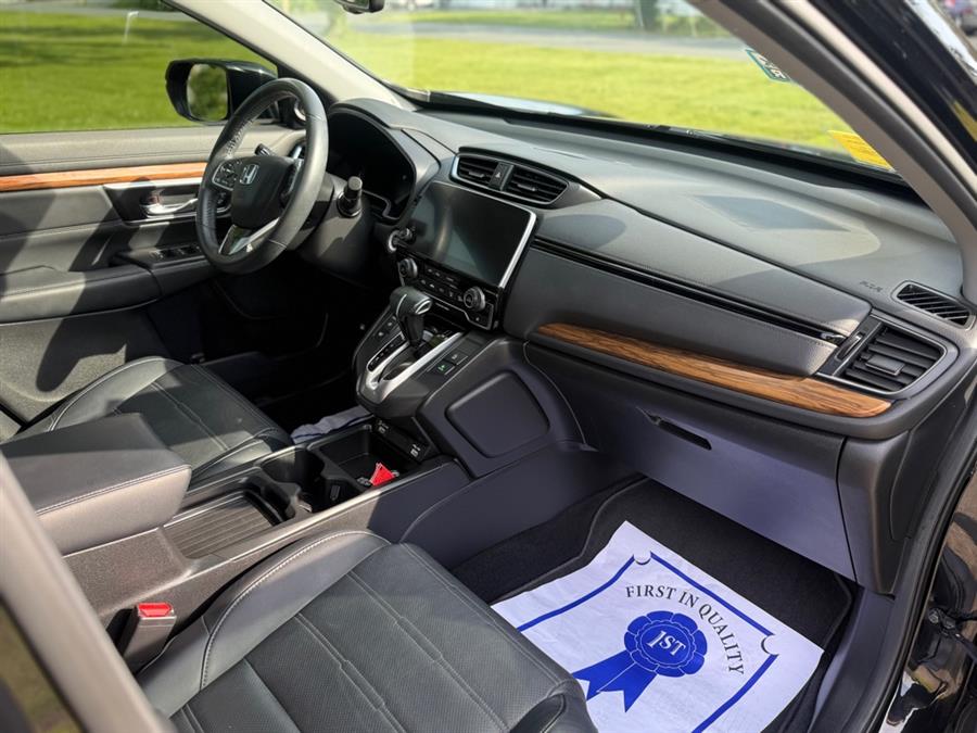 2021 Honda Cr-v EXL, available for sale in Lawrence, Massachusetts | Home Run Auto Sales Inc. Lawrence, Massachusetts 2021 Honda Cr-v EXL, available for sale in Lawrence, Massachusetts | Home Run Auto Sales Inc. Lawrence, Massachusetts
