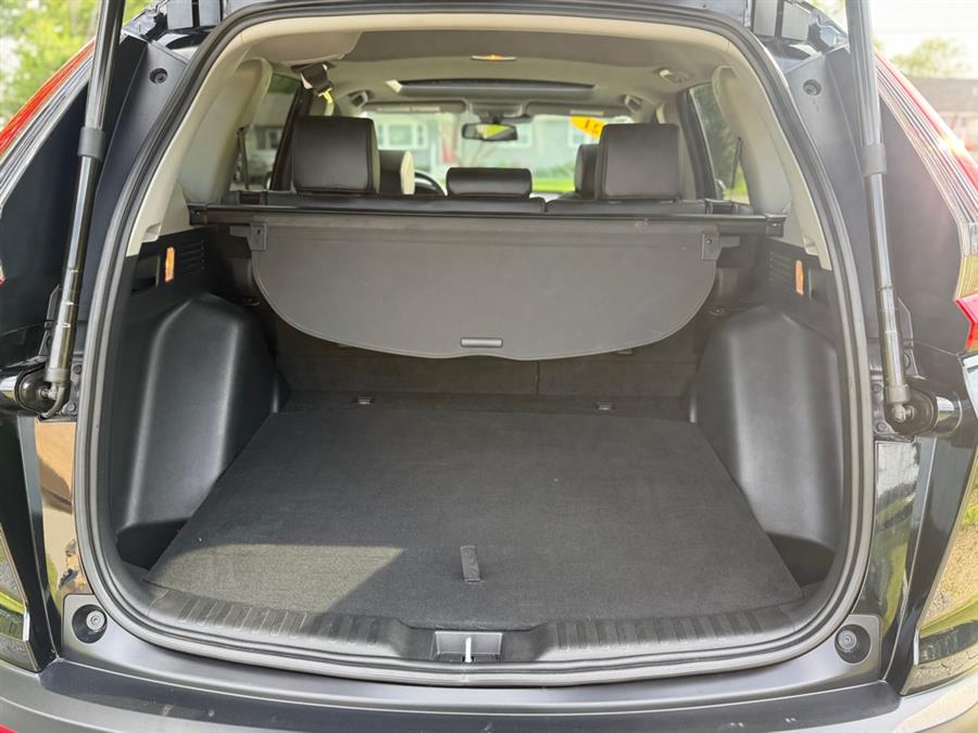 2021 Honda Cr-v EXL, available for sale in Lawrence, Massachusetts | Home Run Auto Sales Inc. Lawrence, Massachusetts 2021 Honda Cr-v EXL, available for sale in Lawrence, Massachusetts | Home Run Auto Sales Inc. Lawrence, Massachusetts
