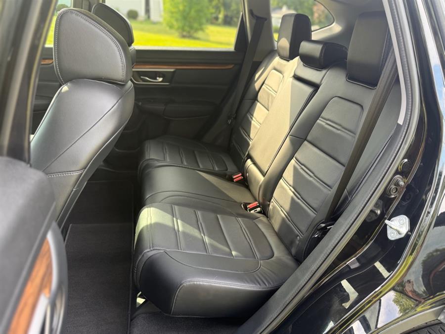 2021 Honda Cr-v EXL, available for sale in Lawrence, Massachusetts | Home Run Auto Sales Inc. Lawrence, Massachusetts 2021 Honda Cr-v EXL, available for sale in Lawrence, Massachusetts | Home Run Auto Sales Inc. Lawrence, Massachusetts