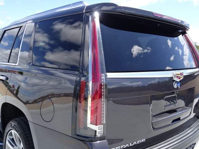2018 Cadillac Escalade Luxury 4X4, available for sale in Newton, Massachusetts | Cars of Boston. Newton, Massachusetts 2018 Cadillac Escalade Luxury 4X4, available for sale in Newton, Massachusetts | Cars of Boston. Newton, Massachusetts