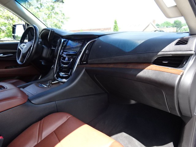 2018 Cadillac Escalade Luxury 4X4, available for sale in Newton, Massachusetts | Cars of Boston. Newton, Massachusetts 2018 Cadillac Escalade Luxury 4X4, available for sale in Newton, Massachusetts | Cars of Boston. Newton, Massachusetts