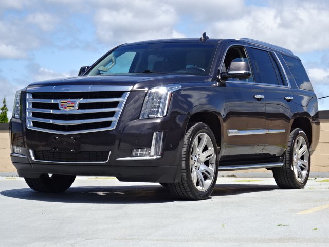 2018 Cadillac Escalade Luxury 4X4, available for sale in Newton, Massachusetts | Cars of Boston. Newton, Massachusetts 2018 Cadillac Escalade Luxury 4X4, available for sale in Newton, Massachusetts | Cars of Boston. Newton, Massachusetts