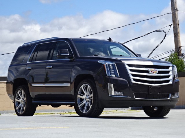 2018 Cadillac Escalade Luxury 4X4, available for sale in Newton, Massachusetts | Cars of Boston. Newton, Massachusetts 2018 Cadillac Escalade Luxury 4X4, available for sale in Newton, Massachusetts | Cars of Boston. Newton, Massachusetts