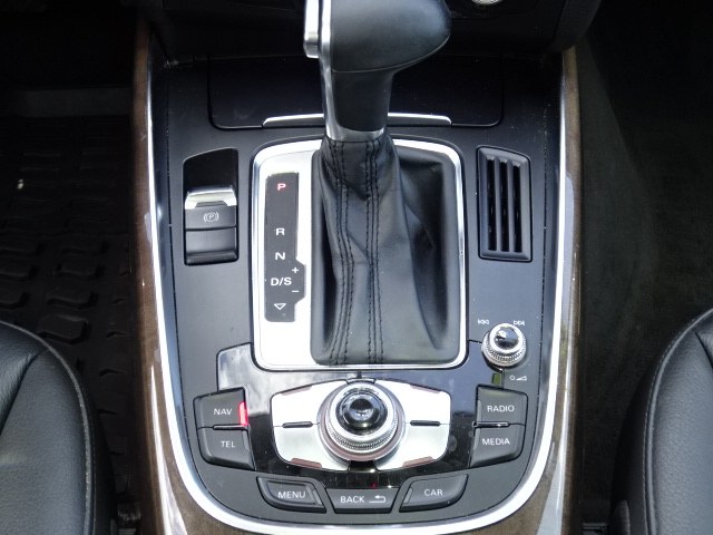 2016 Audi Q5 2.0T Premium quattro, available for sale in Newton, Massachusetts | Cars of Boston. Newton, Massachusetts 2016 Audi Q5 2.0T Premium quattro, available for sale in Newton, Massachusetts | Cars of Boston. Newton, Massachusetts
