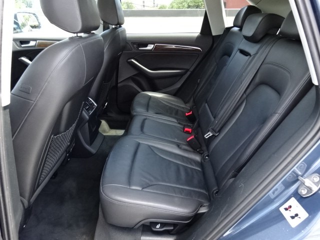 2016 Audi Q5 2.0T Premium quattro, available for sale in Newton, Massachusetts | Cars of Boston. Newton, Massachusetts 2016 Audi Q5 2.0T Premium quattro, available for sale in Newton, Massachusetts | Cars of Boston. Newton, Massachusetts