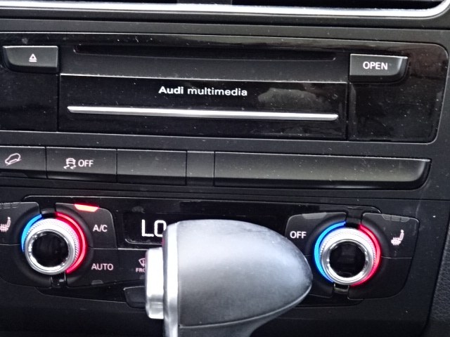 2016 Audi Q5 2.0T Premium quattro, available for sale in Newton, Massachusetts | Cars of Boston. Newton, Massachusetts 2016 Audi Q5 2.0T Premium quattro, available for sale in Newton, Massachusetts | Cars of Boston. Newton, Massachusetts