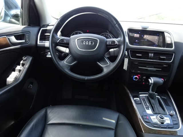 2016 Audi Q5 2.0T Premium quattro, available for sale in Newton, Massachusetts | Cars of Boston. Newton, Massachusetts 2016 Audi Q5 2.0T Premium quattro, available for sale in Newton, Massachusetts | Cars of Boston. Newton, Massachusetts