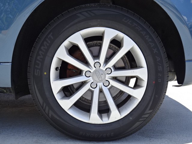 2016 Audi Q5 2.0T Premium quattro, available for sale in Newton, Massachusetts | Cars of Boston. Newton, Massachusetts 2016 Audi Q5 2.0T Premium quattro, available for sale in Newton, Massachusetts | Cars of Boston. Newton, Massachusetts